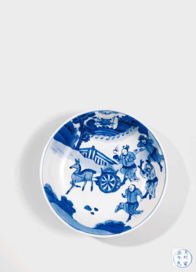 清康熙·青花八蛮进宝图盘